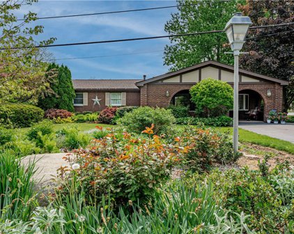 4329 Sunset  Drive, Lockport-Town-292600