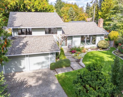 12608 NE 113th Court, Kirkland