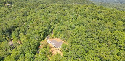 527 Abby Lane, Clayton
