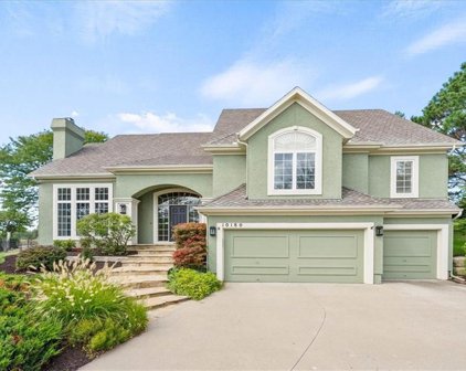 10180 S North Lake Avenue, Olathe