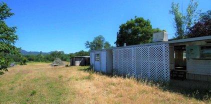 5497 Alpine St, Shasta Lake
