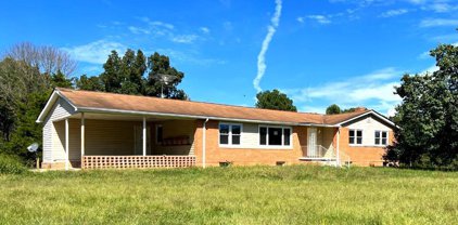 3007 Vawter Corner Rd, Louisa