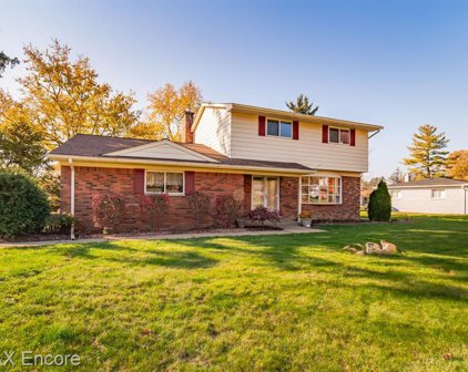 4871 CURTIS, Independence Twp