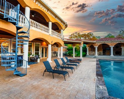 11081 Lake Forest Drive, Conroe