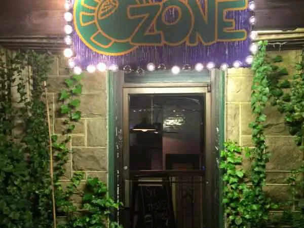 ozone pizza pub