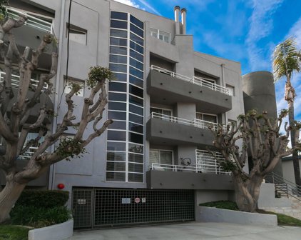 4557  Haskell Ave Unit 105, Encino