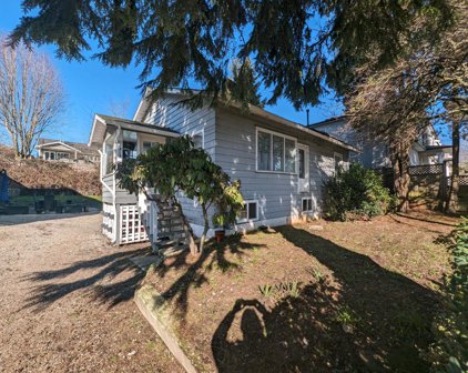 1315 Sixth Avenue, New Westminster