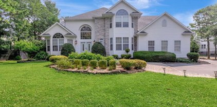 11 Varsity Boulevard, E. Setauket