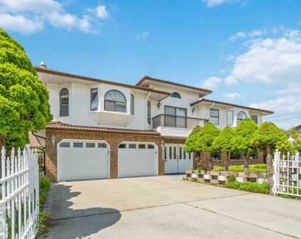 7655 16th Avenue, Burnaby