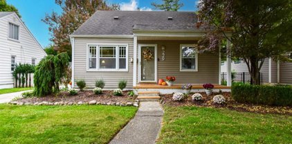 229 HIGHLAND, Clawson