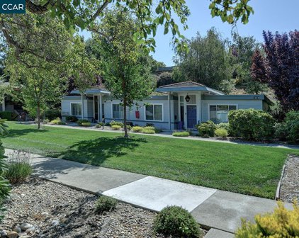 1409 Skycrest Dr 2, Walnut Creek