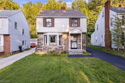 1207 Haselton Road, Cleveland Heights