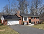 3385 Hickory Hills Dr, Oakton image