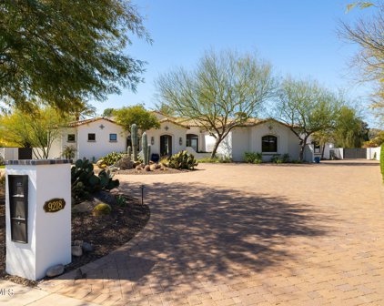 9218 N 53rd Place, Paradise Valley