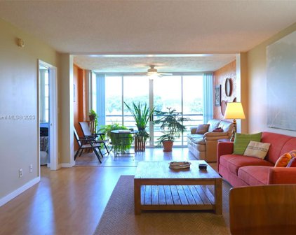 1811 Sabal Palm Dr Unit #403, Davie