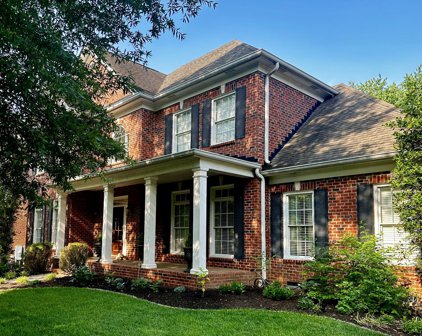 635 Band Dr, Franklin