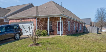 4881 Water Brook Cir, Arlington