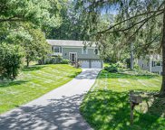 39 Cliffside Lane, Bedford Corners image
