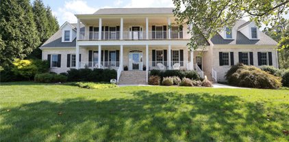 17561 Carrington Glen Lane, Rockville