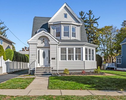 311 Lawrence Avenue, Hasbrouck Heights