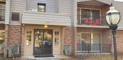 595 Calais Dr Unit 317-B, Mccandless