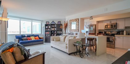 7135 Collins Ave Unit #1732, Miami Beach