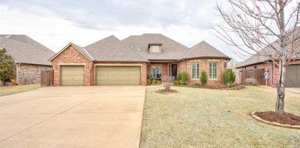 1009 River Chase Drive, Edmond