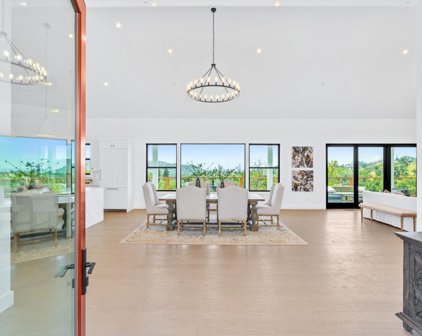 5480 Crystal Drive, Santa Rosa