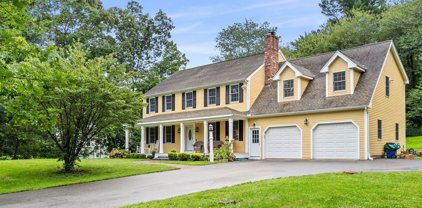 299 Dale Street, North Andover