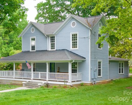 831 N Ashe  Avenue, Newton