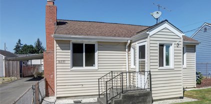 16035 11th Avenue SW, Burien