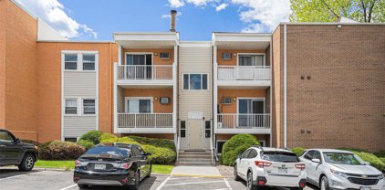 501 Golden Circle Unit 311, Golden