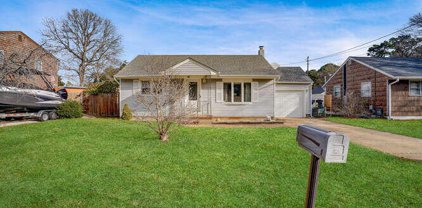 49 Adamston Drive, Brick