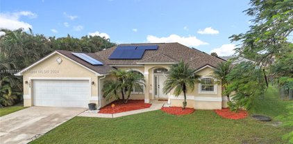 1209 Sw Glastonberry Ave, Port St. Lucie