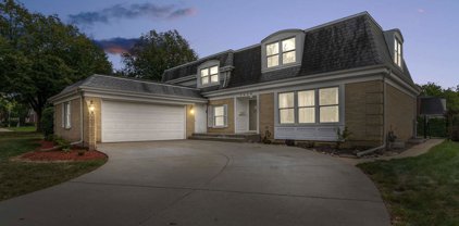 1526 S Kaspar Avenue, Arlington Heights