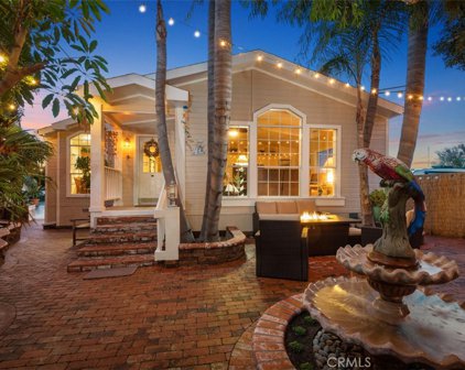 333 Mayflower Drive, Newport Beach