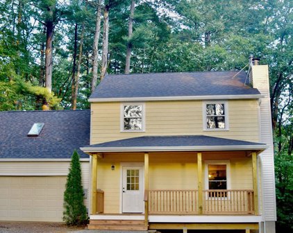10 Shattuck Rd, Hadley