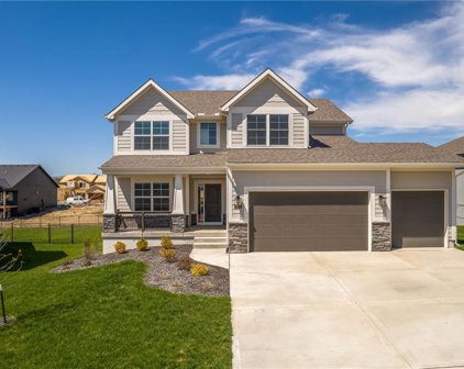 7610 N Tullis Avenue, Kansas City