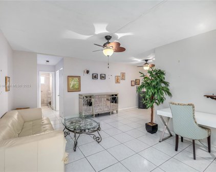 350 Collins Ave Unit #205, Miami Beach