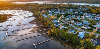 3000 Yachtsman Drive, Mount Pleasant