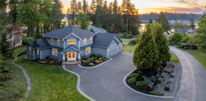 4711 Sunset Point Lane NW, Olympia