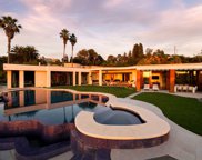 455  Castle Pl, Beverly Hills image