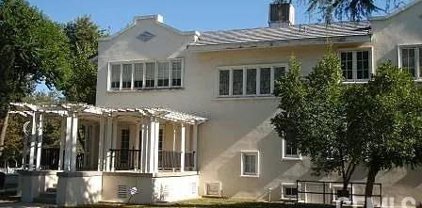 2325 18th, Bakersfield
