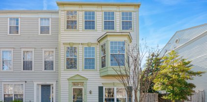 1156 Cypress Tree Pl, Herndon