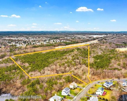29 Silvercrest Drive, Tinton Falls