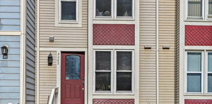 2082 Whisperwood Glen Ln, Reston