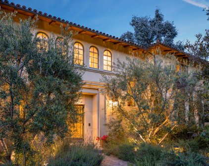 3462  White Rose Way, Encino