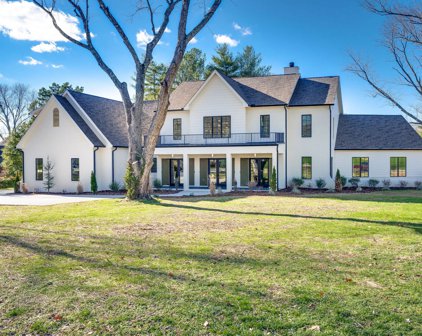 301 Mosley Drive, Brentwood