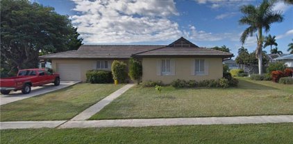 824 Buttonwood Court, Marco Island