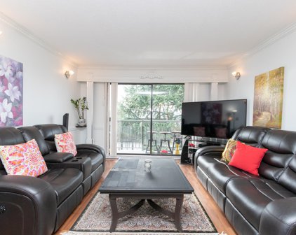 275 W 2nd Street Unit 204, North Vancouver